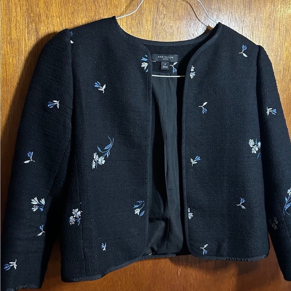Ann Taylor Blazer - Picture 2 of 5